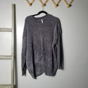 NWOT ZENANA PREMIUM WOMEN'S GRAY SWEATER SIZE 1X